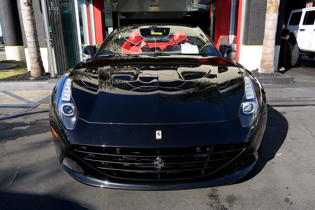 2015 Ferrari California T 2dr Convertible - 22673075 - 59