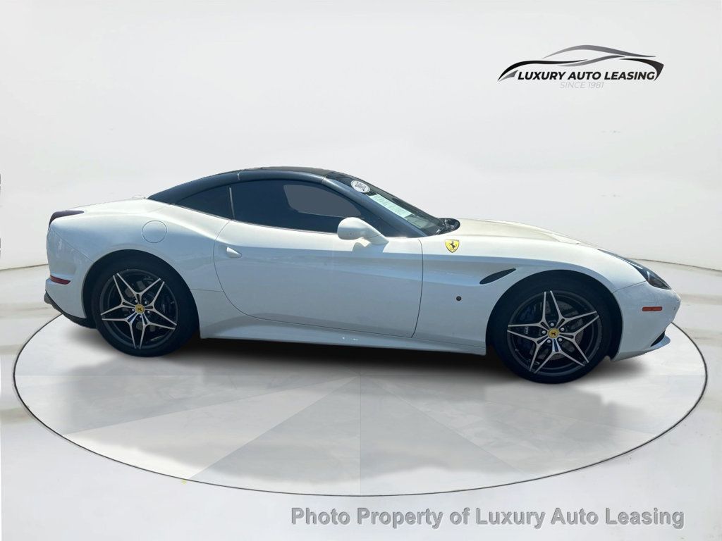2015 Ferrari California T photo 2