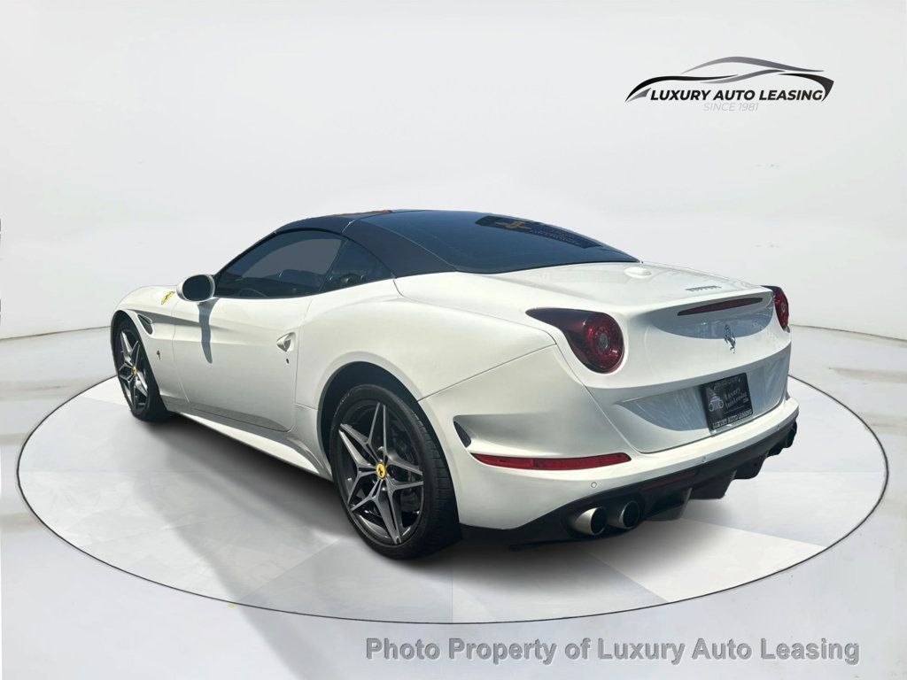 2015 Ferrari California T photo 5