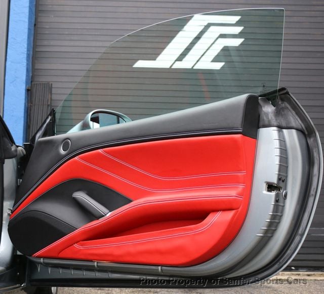 2015 Ferrari California T 2dr Convertible - 22977789 - 18