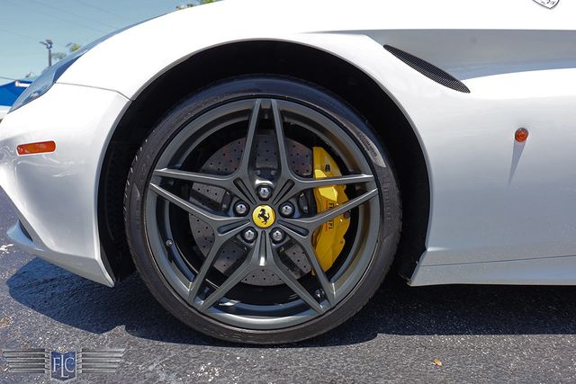 2015 Ferrari California T 2dr Convertible - 23020099 - 11