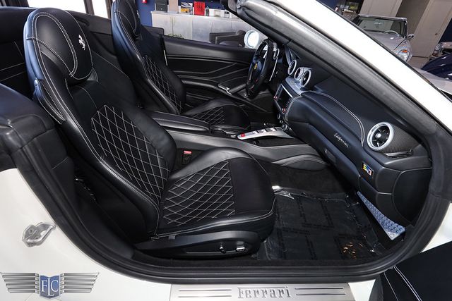 2015 Ferrari California T 2dr Convertible - 23020099 - 16