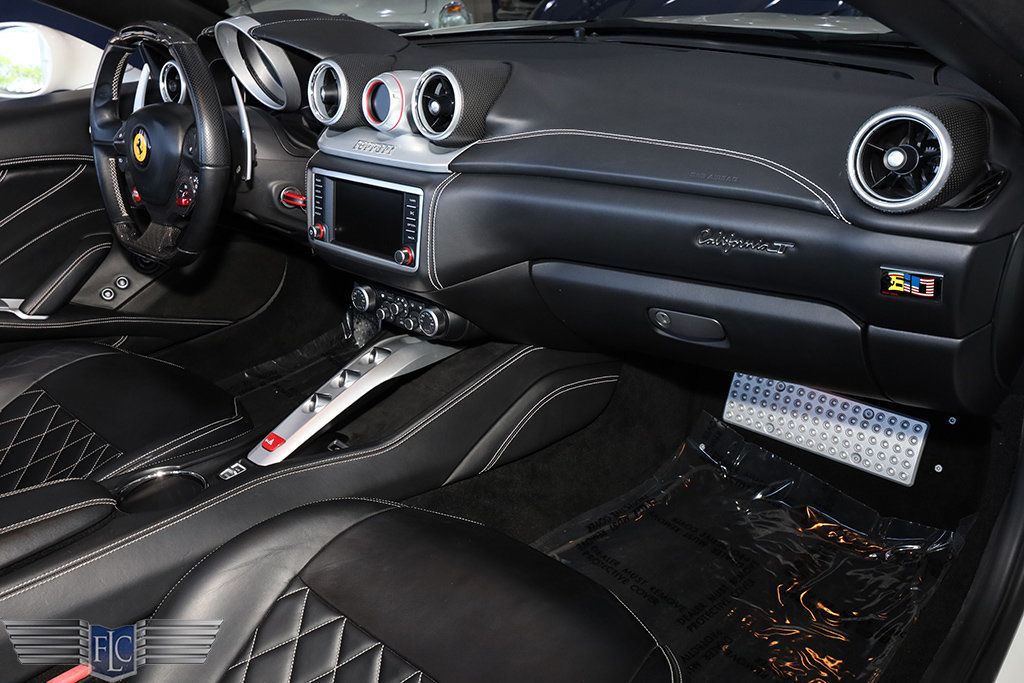 2015 Ferrari California T 2dr Convertible - 23020099 - 21