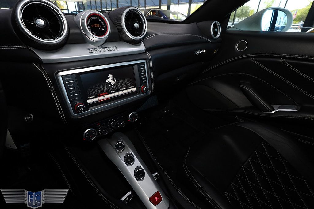 2015 Ferrari California T 2dr Convertible - 23020099 - 22