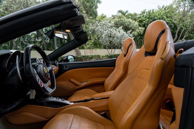 2015 Ferrari California T 2dr Convertible - 23025093 - 13