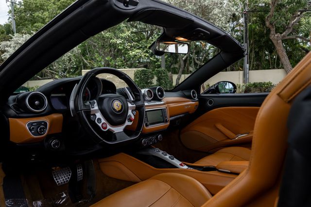 2015 Ferrari California T 2dr Convertible - 23025093 - 14
