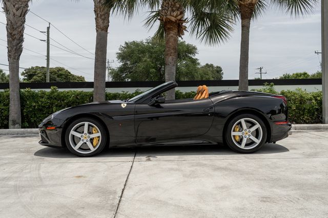 2015 Ferrari California T 2dr Convertible - 23025093 - 2