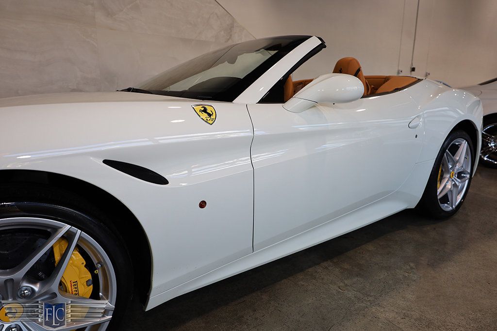 2015 Ferrari California T 2dr Convertible - 22995447 - 10