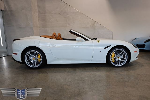 2015 Ferrari California T 2dr Convertible - 22995447 - 1