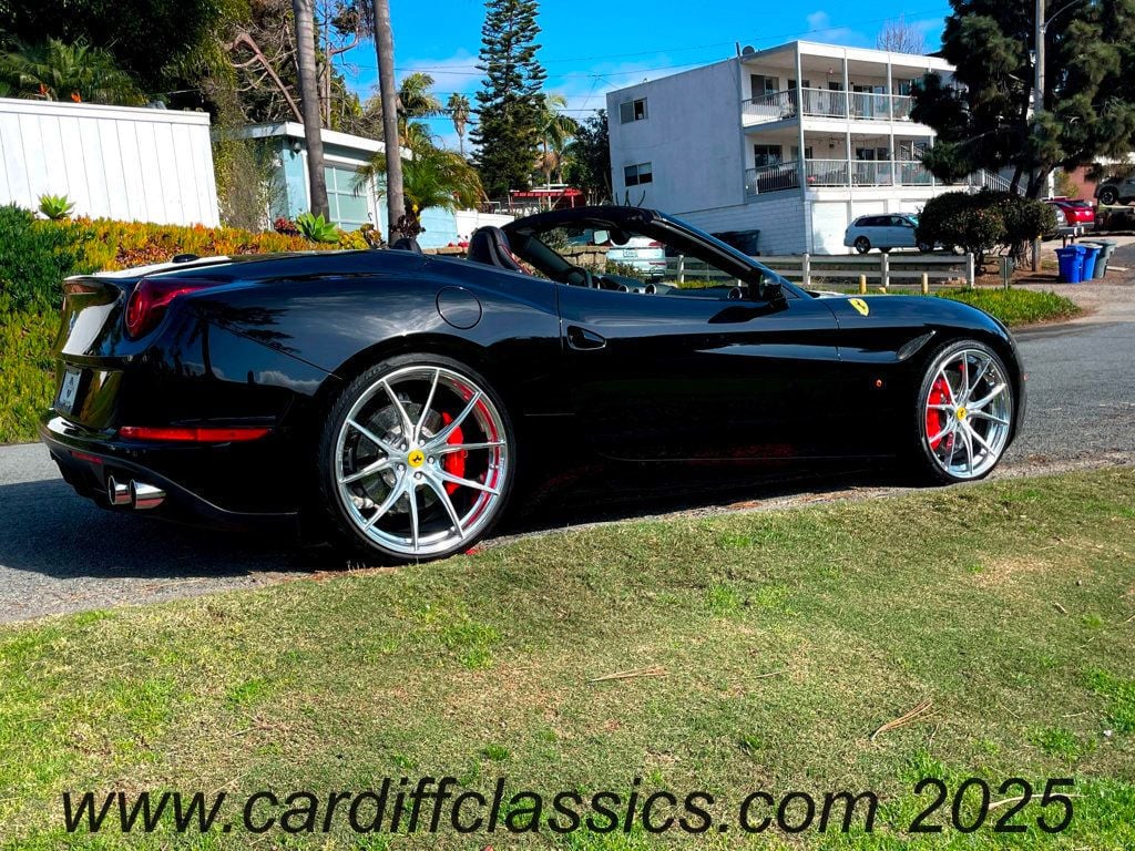 2015 Ferrari California T  - 22775231 - 43