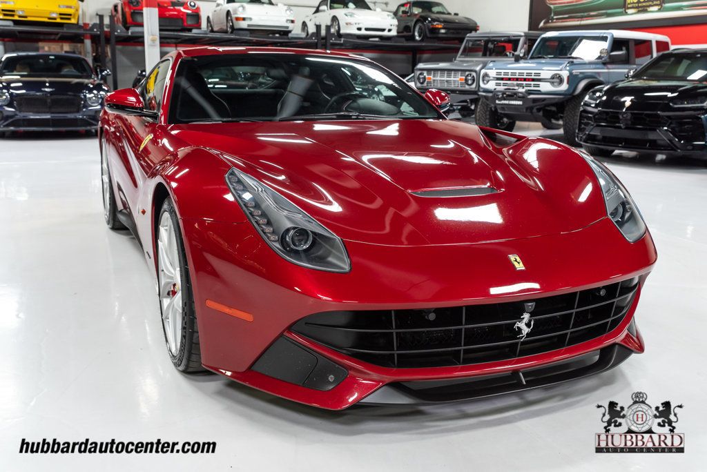 2015 Ferrari F12 Berlinetta Berlinetta photo 9