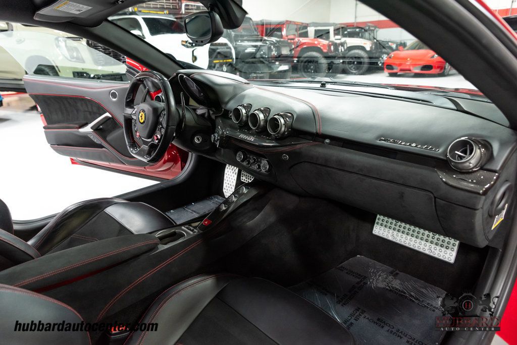 2015 Ferrari F12 Berlinetta Berlinetta photo 21