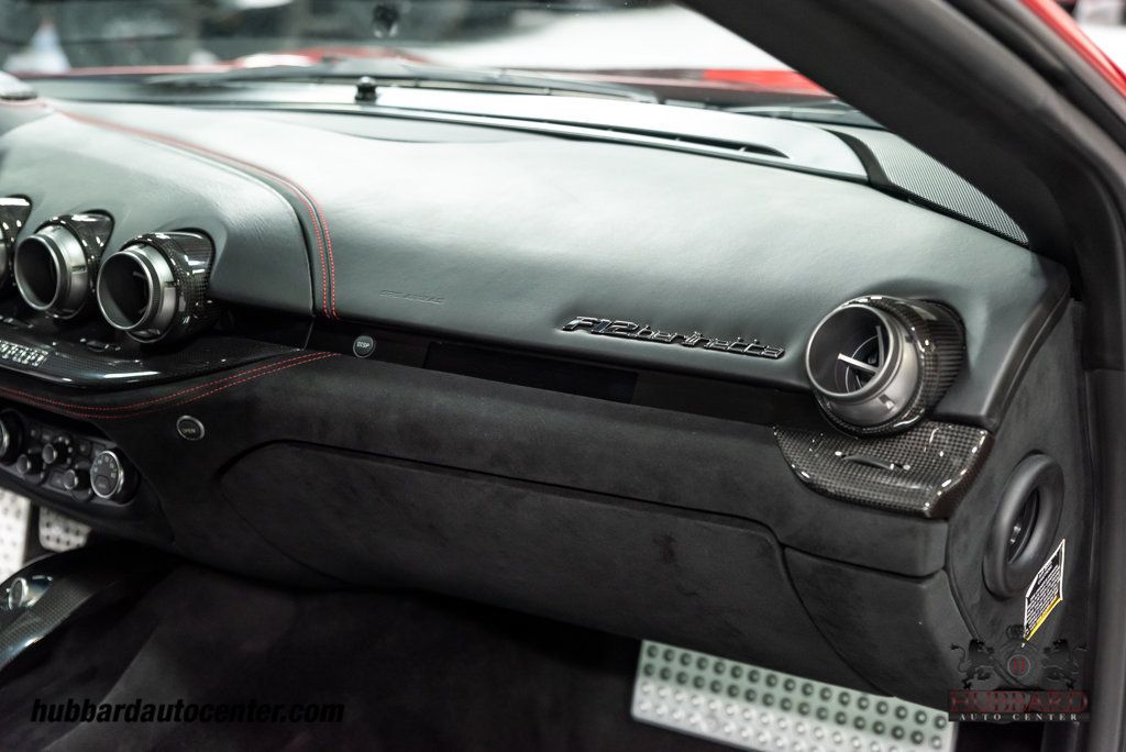 2015 Ferrari F12 Berlinetta Berlinetta photo 24