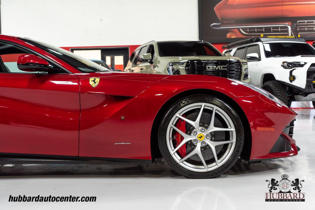 2015 Ferrari F12 Berlinetta Berlinetta photo 32
