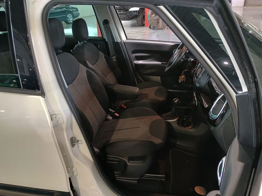 2015 FIAT 500L 5dr Hatchback Urbana Trekking Florida Car - 23072865 - 29
