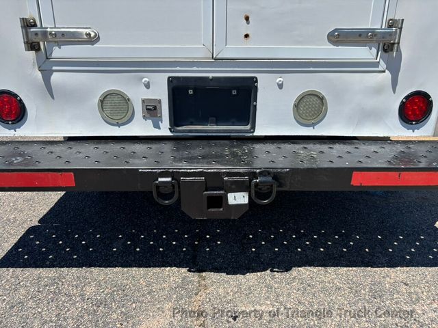 2015 Ford E-Series SRW E-350 Super Duty 138 in WB's photo