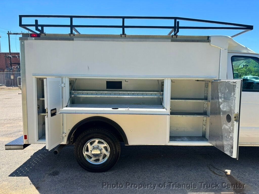 2015 Ford E350 KUV  VAB + - 22928951 - 17