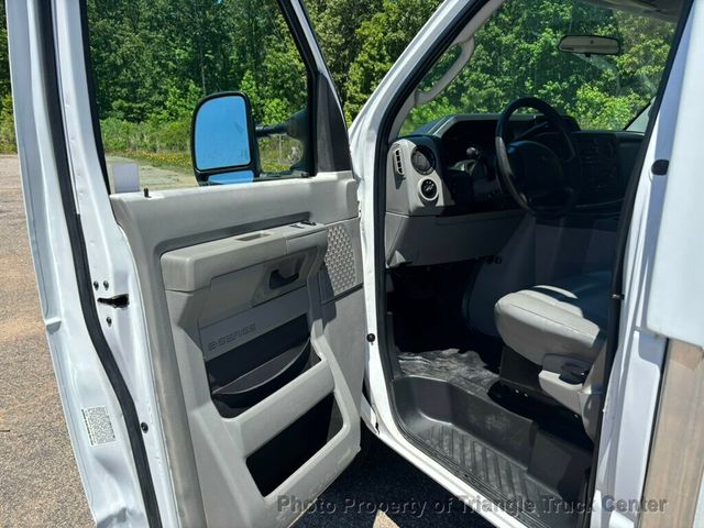 2015 Ford E350 KUV  VAB + - 22928951 - 18