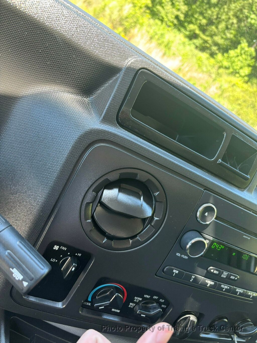 2015 Ford E350 KUV  VAB + - 22928951 - 44