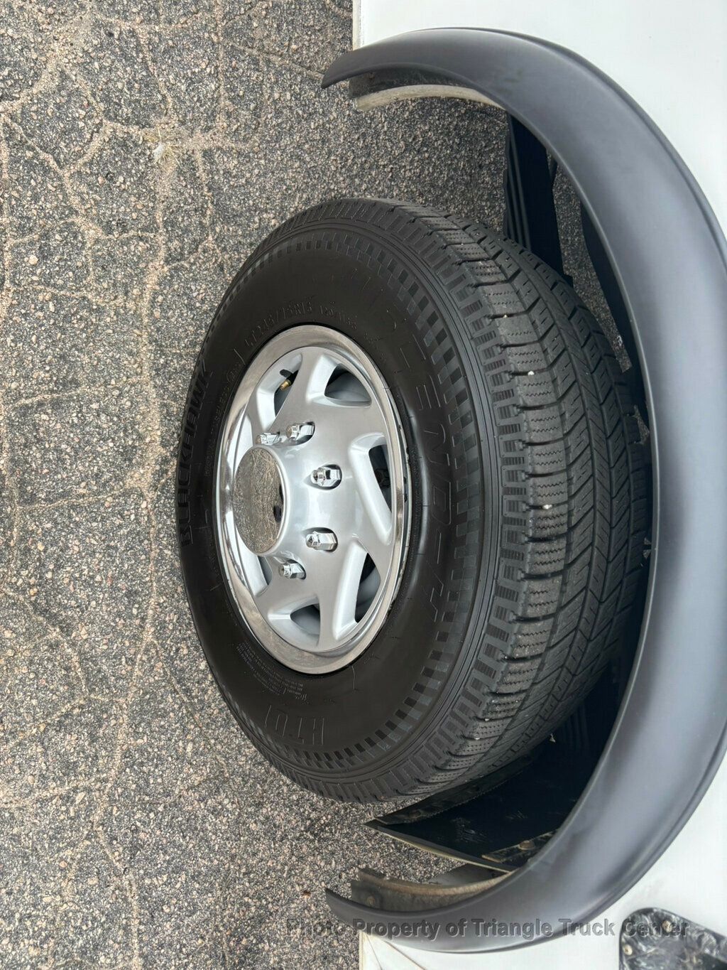 2015 Ford E350HD  KUV  JUST 36k MILES LADDER RACKS +MORE IN STOCK! HITCH - 22928950 - 37