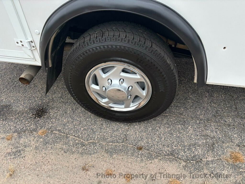 2015 Ford E350HD  KUV  JUST 36k MILES LADDER RACKS +MORE IN STOCK! HITCH - 22928950 - 40