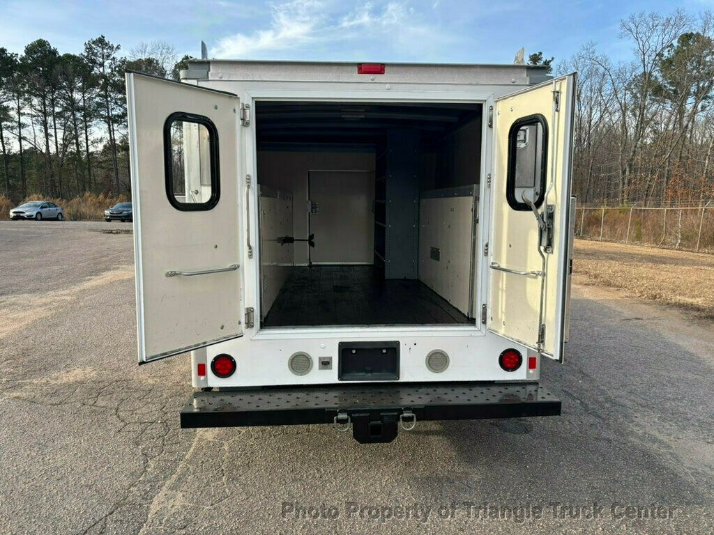 2015 Ford E350HD KUV JUST 19k MILES! LADDER RACKS! + - 22928954 - 14