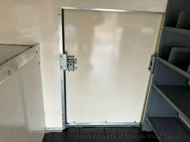 2015 Ford E350HD KUV JUST 19k MILES! LADDER RACKS! + - 22928954 - 17