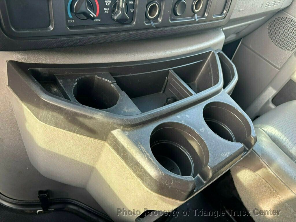 2015 Ford E350HD KUV JUST 19k MILES! LADDER RACKS! + - 22928954 - 22