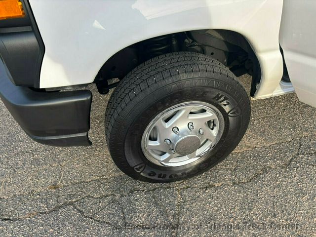 2015 Ford E350HD KUV JUST 19k MILES! LADDER RACKS! + - 22928954 - 35