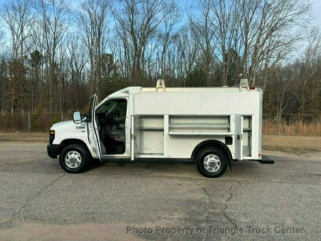 2015 Ford E350HD KUV JUST 19k MILES! LADDER RACKS! HITCH! +SUPER NICE TRUCK! POWER EQUIPMENT! - 22928954 - 9