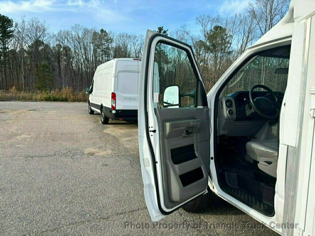 2015 Ford E350HD KUV JUST 19k MILES! LADDER RACKS! HITCH! +SUPER NICE TRUCK! POWER EQUIPMENT! - 22928954 - 18