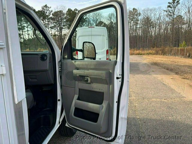 2015 Ford E350HD KUV JUST 19k MILES! LADDER RACKS! HITCH! +SUPER NICE TRUCK! POWER EQUIPMENT! - 22928954 - 25