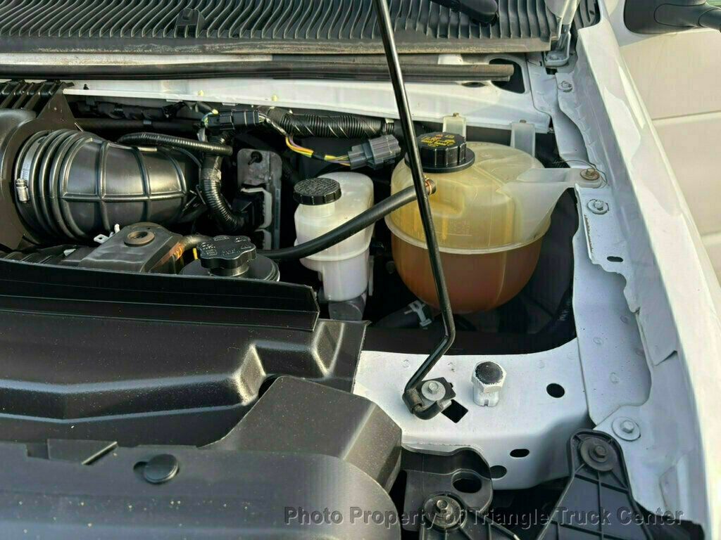 2015 Ford E350HD KUV JUST 19k MILES! LADDER RACKS! HITCH! +SUPER NICE TRUCK! POWER EQUIPMENT! - 22928954 - 32