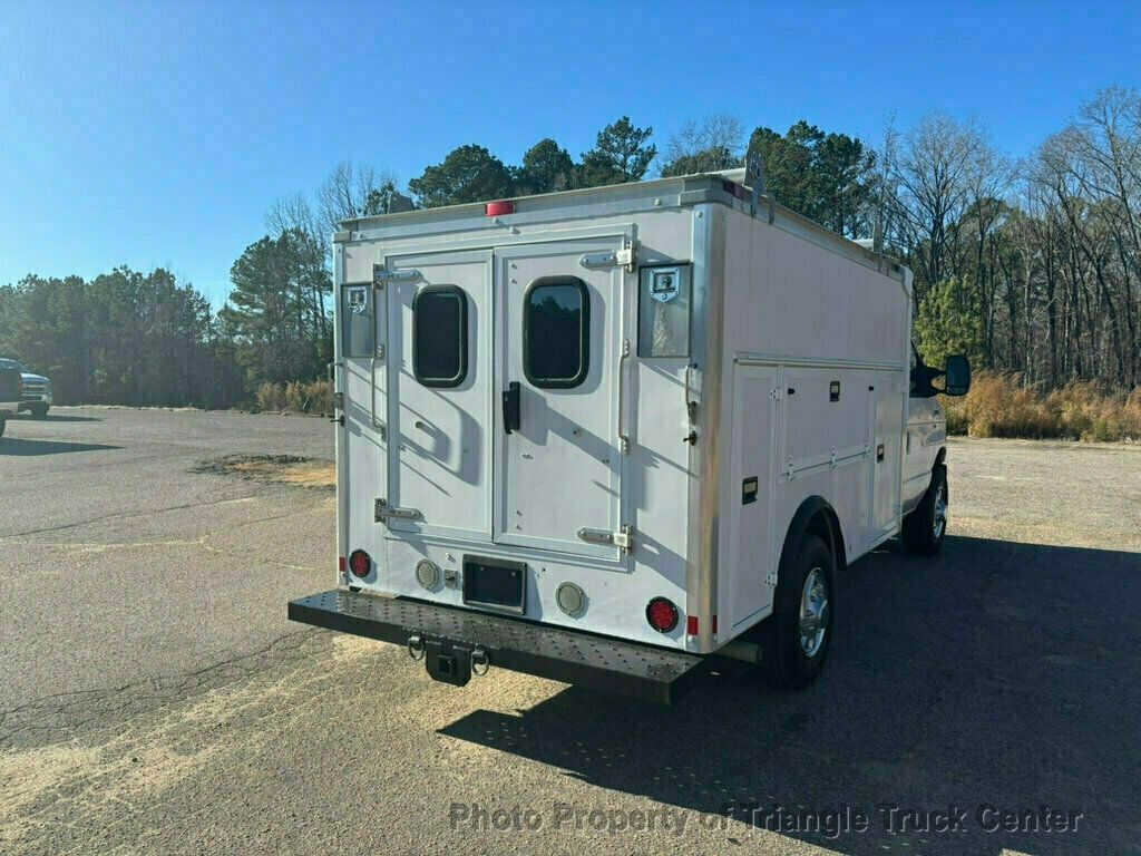 2015 Ford E350HD KUV JUST 19k MILES! LADDER RACKS! HITCH! +SUPER NICE TRUCK! POWER EQUIPMENT! - 22928954 - 41