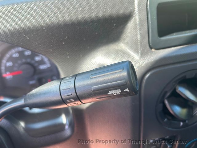 2015 Ford E350HD KUV JUST 25k MILES! HITCH +SUPER NICE TRUCK! POWER EQUIPMENT! - 22910576 - 23