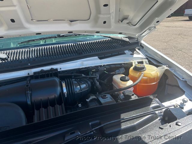 2015 Ford E350HD KUV JUST 25k MILES! HITCH +SUPER NICE TRUCK! POWER EQUIPMENT! - 22910576 - 31