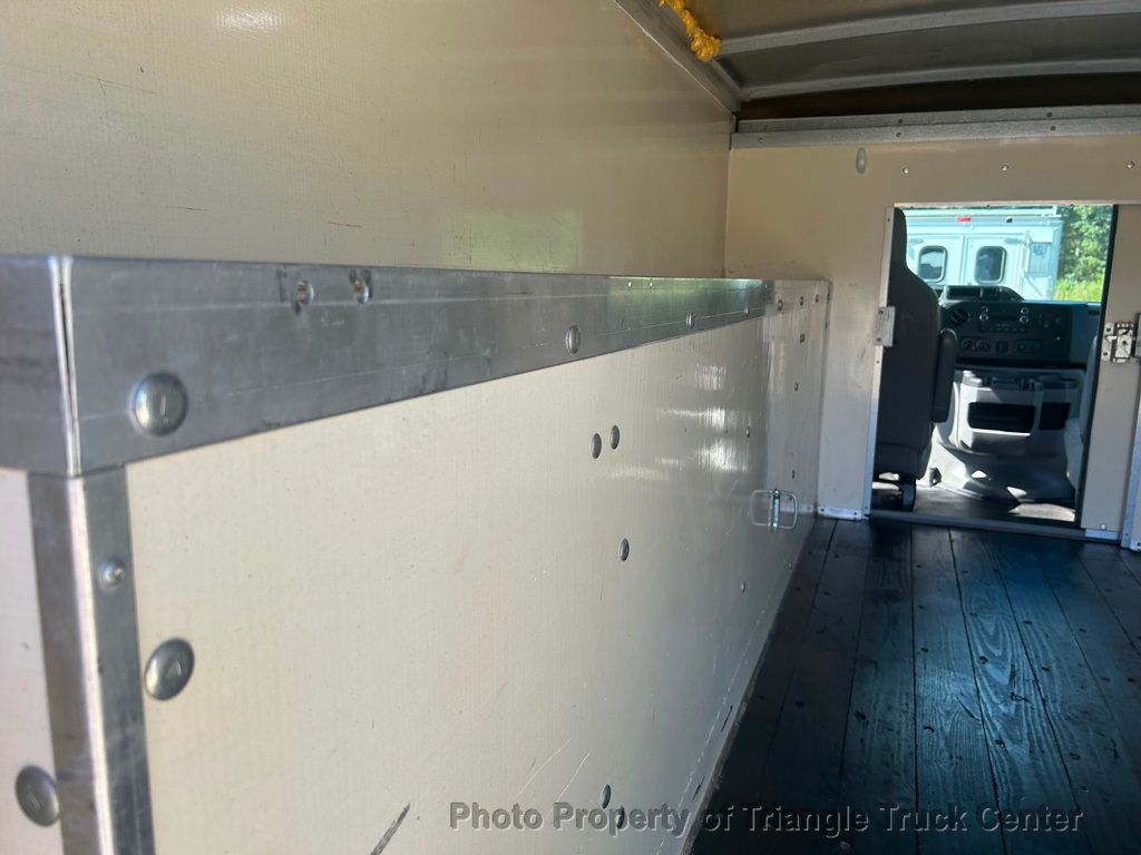 2015 Ford E350HD KUV JUST 25k MILES! HITCH +SUPER NICE TRUCK! POWER EQUIPMENT! - 22910576 - 47