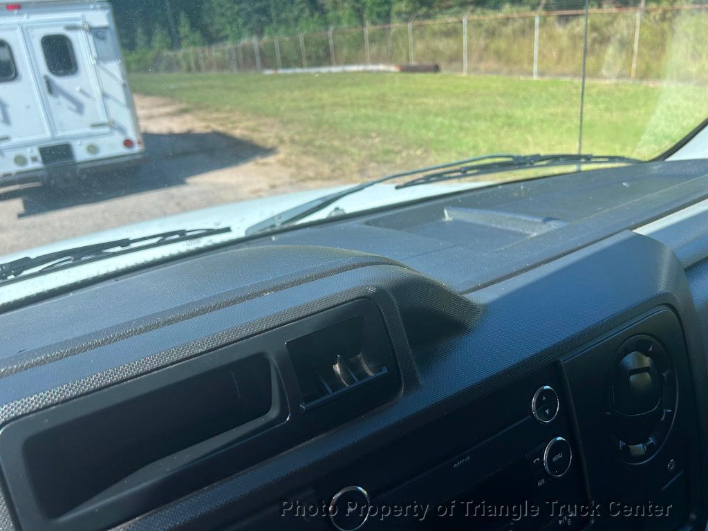 2015 Ford E350HD KUV JUST 25k MILES! HITCH +SUPER NICE TRUCK! POWER EQUIPMENT! - 22910576 - 72