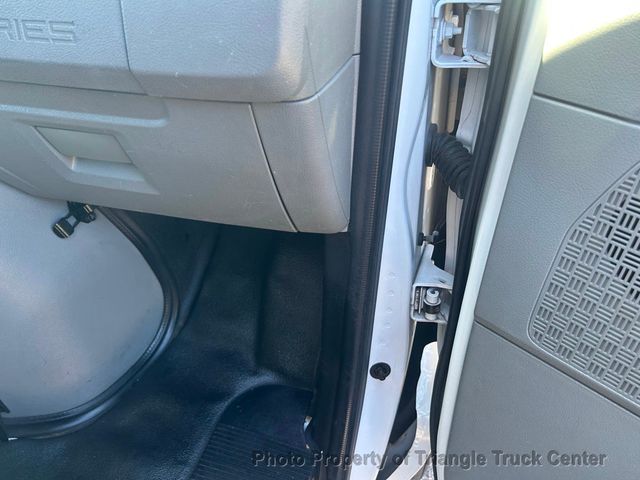 2015 Ford E350HD KUV JUST 25k MILES! HITCH +SUPER NICE TRUCK! POWER EQUIPMENT! - 22910576 - 82