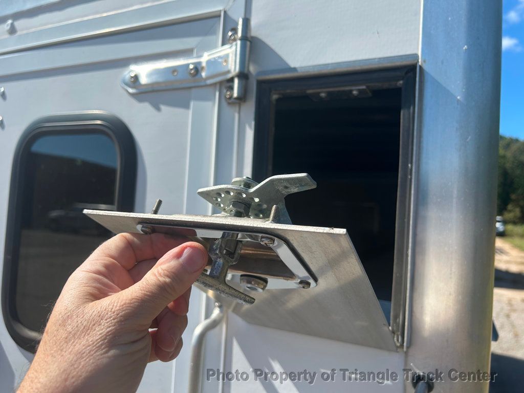 2015 Ford E350HD KUV JUST 25k MILES! HITCH +SUPER NICE TRUCK! POWER EQUIPMENT! - 22910576 - 95