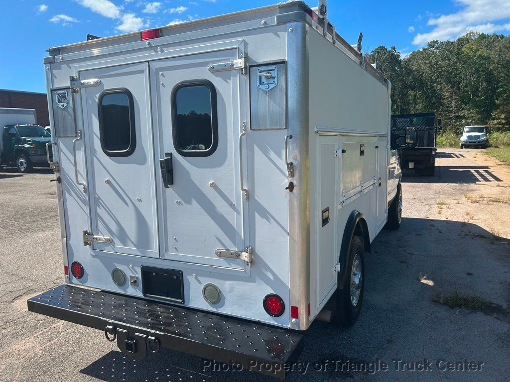 2015 Ford E350HD KUV JUST 28k MILES! LADDER RACKS! HITCH +SUPER NICE TRUCK! POWER EQUIPMENT! - 22910574 - 65