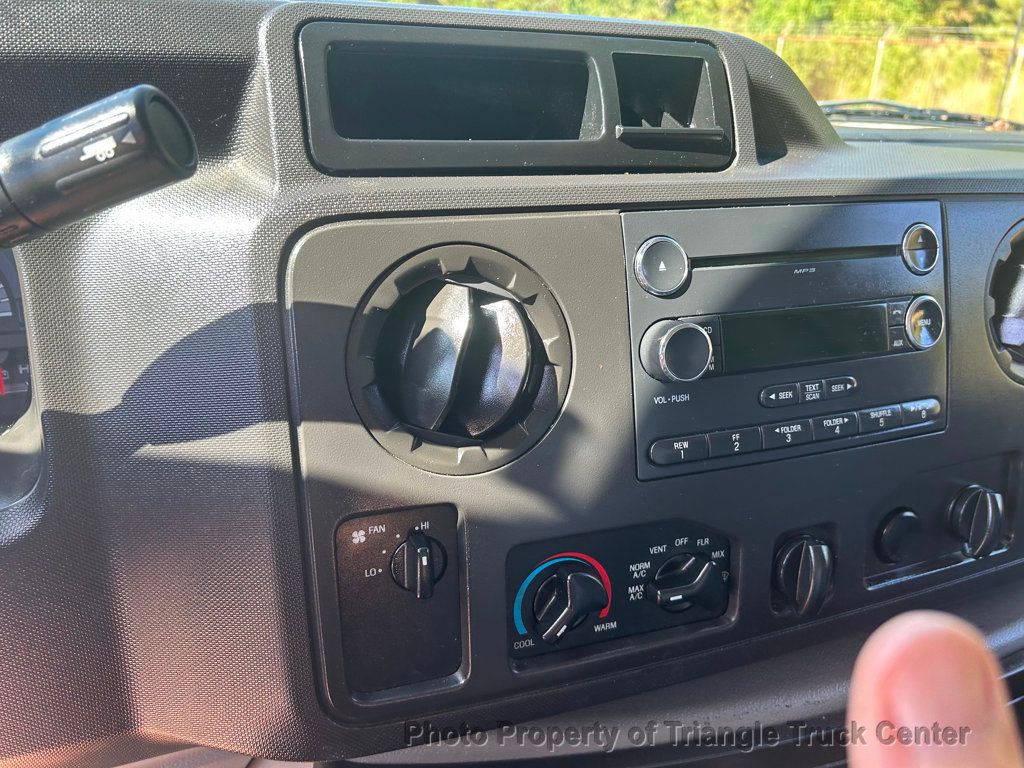 2015 Ford E350HD KUV JUST 28k MILES! LADDER RACKS! HITCH +SUPER NICE TRUCK! POWER EQUIPMENT! - 22910574 - 87