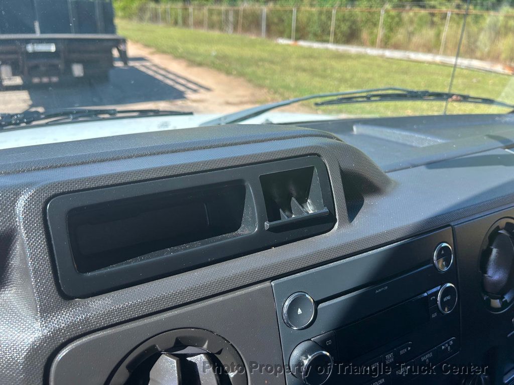 2015 Ford E350HD KUV JUST 28k MILES! LADDER RACKS! HITCH +SUPER NICE TRUCK! POWER EQUIPMENT! - 22910574 - 89