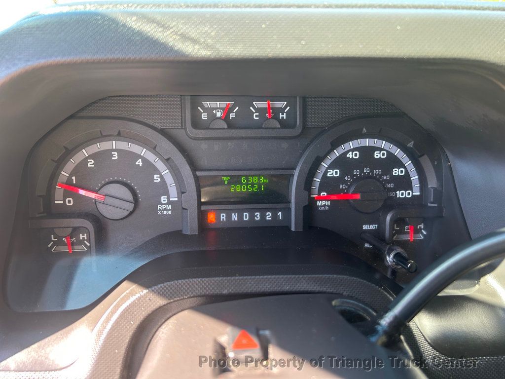 2015 Ford E350HD KUV JUST 28k MILES! LADDER RACKS! HITCH +SUPER NICE TRUCK! POWER EQUIPMENT! - 22910574 - 90