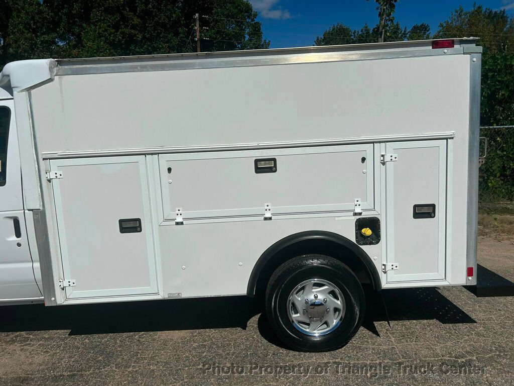 2015 Ford E350HD KUV UTILITY JUST 25k MILES! ++FINANCE OR LEASE! HAUL EVERYTHING YOU NEED FOR A JOB! - 22910576 - 39