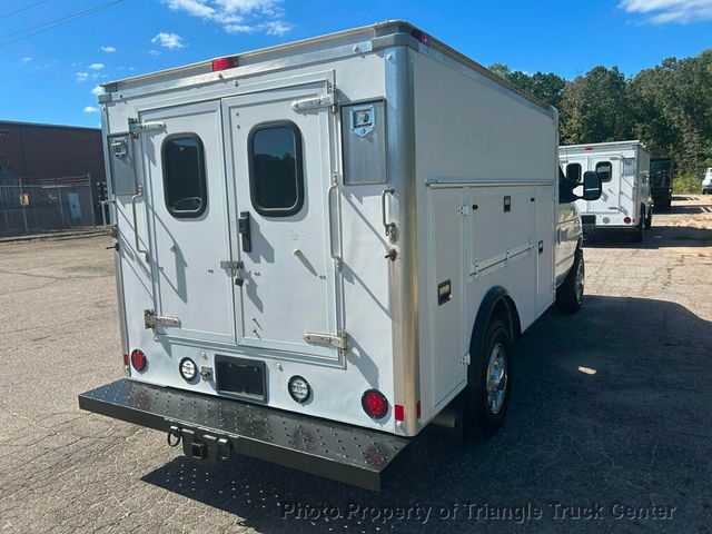 2015 Ford E350HD KUV UTILITY JUST 25k MILES! ++FINANCE OR LEASE! HAUL EVERYTHING YOU NEED FOR A JOB! - 22910576 - 5