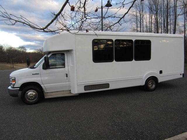 2015 Ford E450 Goshen Impulse Bus 21 Passenger + Rear Luggage - 22247244 - 17