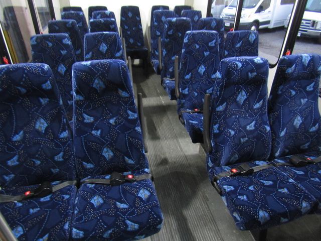 2015 Ford E450 Goshen Impulse Bus 21 Passenger + Rear Luggage - 22247244 - 19
