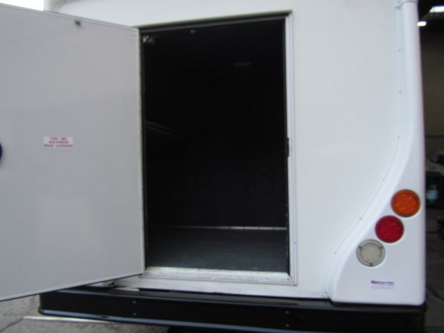 2015 Ford E450 Goshen Impulse Bus 21 Passenger + Rear Luggage - 22247244 - 22