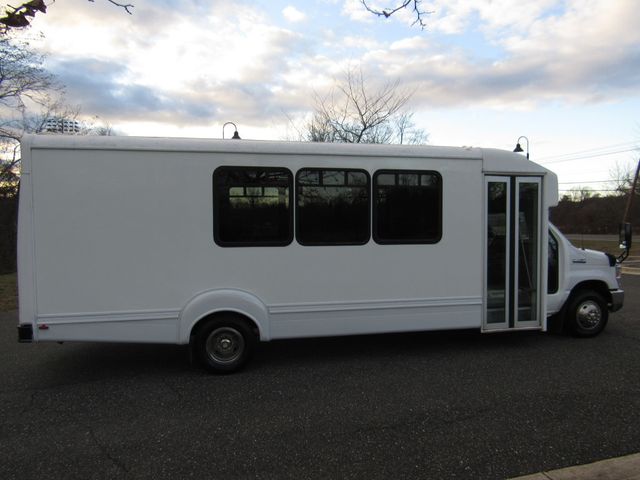 2015 Ford E450 Goshen Impulse Bus 21 Passenger + Rear Luggage - 22247244 - 7